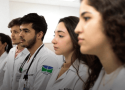 ENAMED – Governo do Brasil cria política integrada para formação médica.
